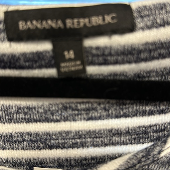 Banana Republic- Navy and White Striped Dress NWT - Picture 2 of 4